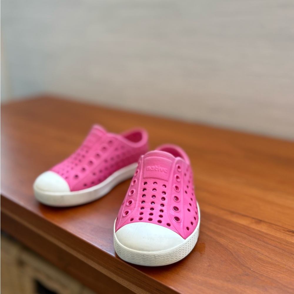 Native Kids Pink Slip-On - C7